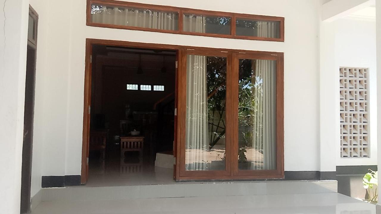 Warm Villas Lombok Kuta  Экстерьер фото