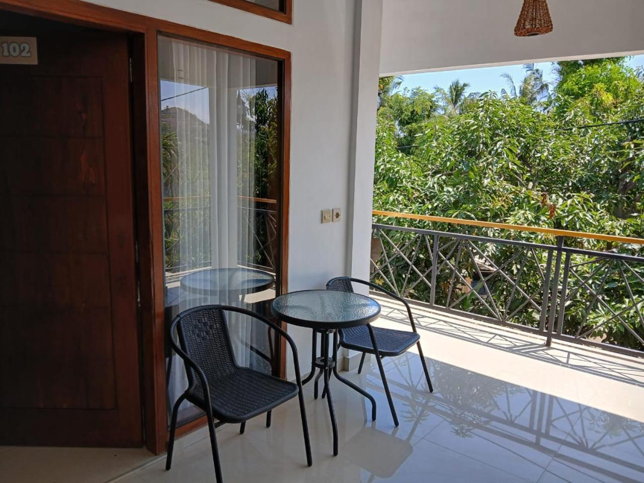 Warm Villas Lombok Kuta  Экстерьер фото